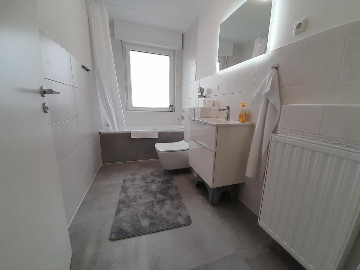 4-Zimmer-Ferienwohnung, Modern, Kueche, Wlan, Netflix Castrop-Rauxel Exteriér fotografie